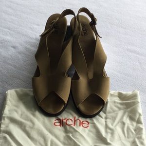 Arche Slingback Wedge Sandal